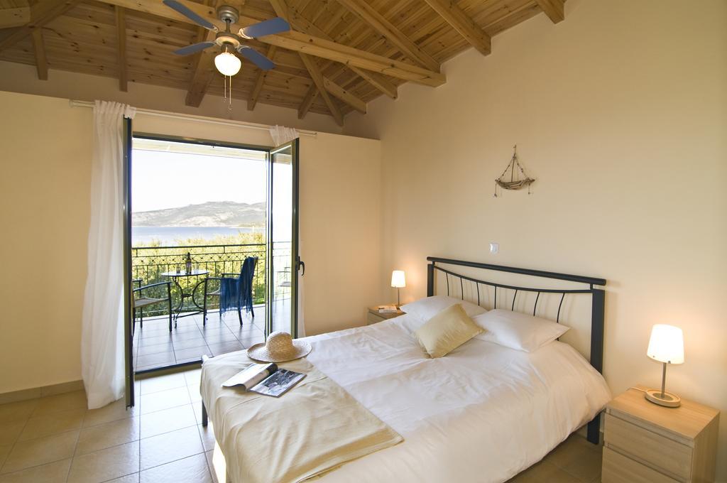 Amoni Holiday Homes Kardamyli Exterior foto