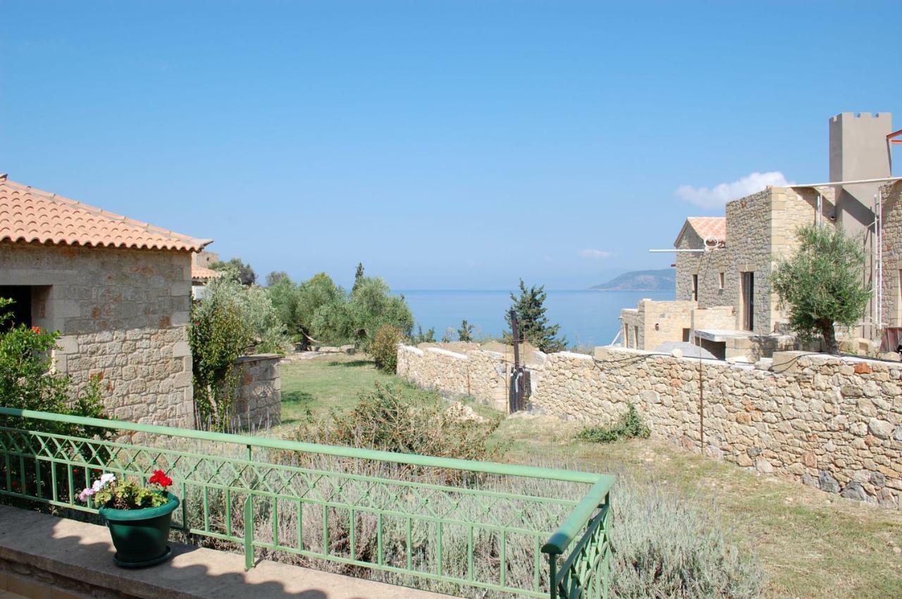 Amoni Holiday Homes Kardamyli Exterior foto